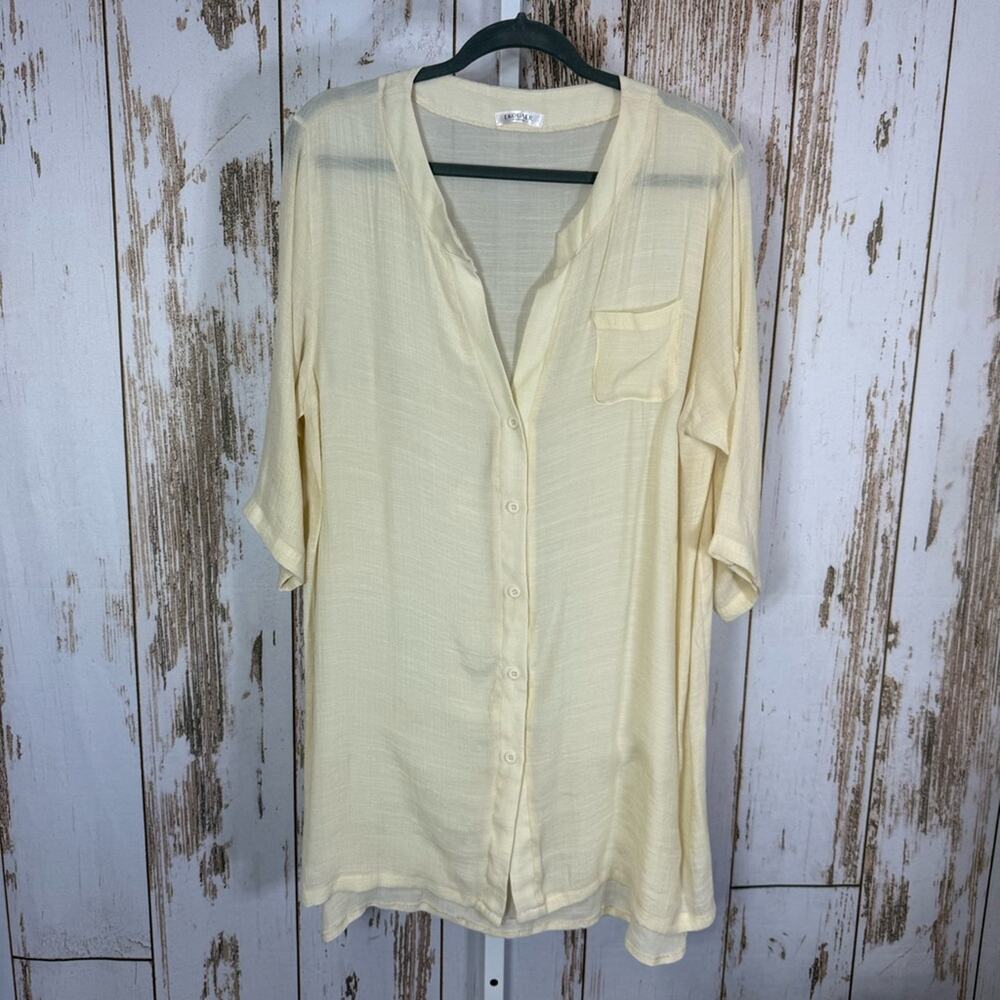 EKOUAER, Elegant Cream Gauzy Button-Down Shirt for Women. Size Large.
